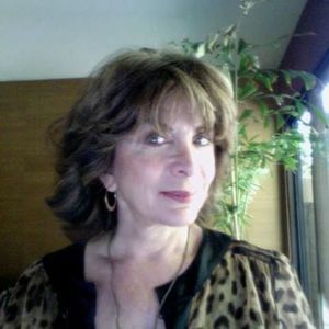 Meet your Posher, Beatriz